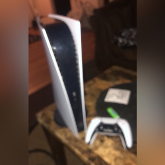 White Ps5